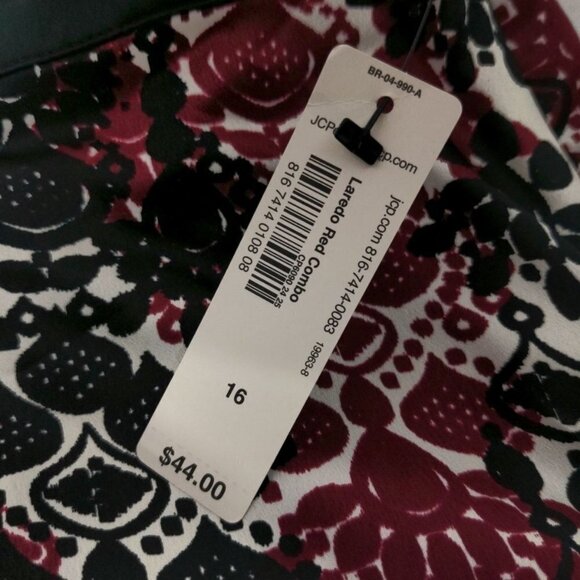 Worthington A Line Pleated Skirt Black Red White Geometric 16 - Picture 4 of 7